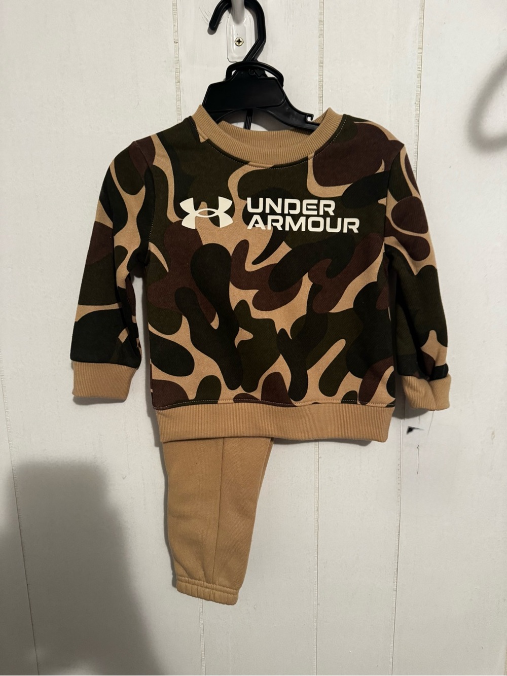 Under Armour Kids Camo Matching Set in Brown, Tan, Green